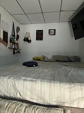 Abby Evanns1 online show from April 2026 02:00:01 PM