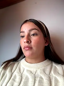 Talia Bonet online show from November 2025 04:13:02 PM