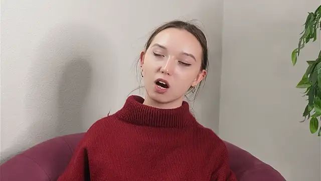 ClarineMitzel online show from October 2025 01:33:02 PM
