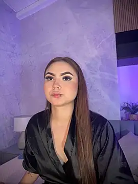 Snapshot of Beella1_ chatting on November 2025 11:44:01 AM Beella1 online show from November 2025 11:44:01 AM