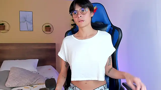 Snapshot of MartinnaGrecco chatting on November 2025 08:29:02 PM MartinnaGrecco online show from November 2025 08:29:02 PM