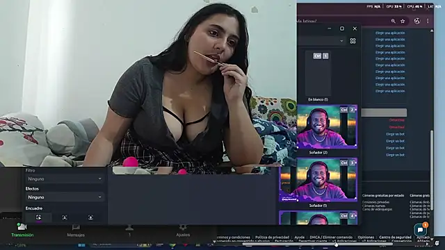 Layla Latina online show from November 2025 08:53:01 PM