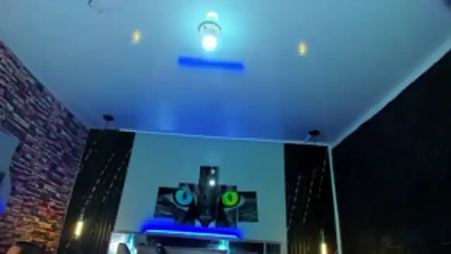 Jennfer Winson online show from November 2025 07:35:02 PM