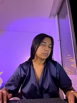 Snapshot of aly_nicols chatting on November 2025 01:17:02 AM aly nicols online show from November 2025 01:17:02 AM