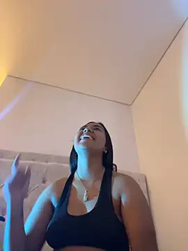 Snapshot of aly_nicols chatting on November 2025 11:35:01 PM aly nicols online show from November 2025 11:35:01 PM