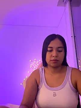 Snapshot of aly_nicols chatting on November 2025 05:17:02 AM aly nicols online show from November 2025 05:17:02 AM