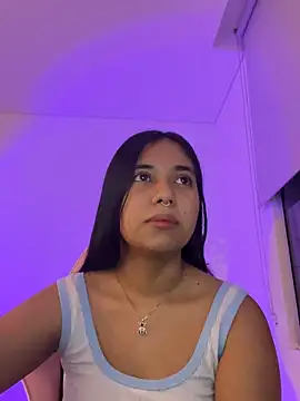 Snapshot of aly_nicols chatting on December 2025 06:11:01 AM aly nicols online show from December 2025 06:11:01 AM