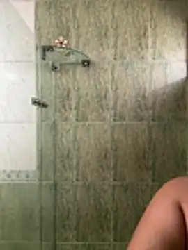 Kmiii21 online show from February 2026 09:54:02 PM