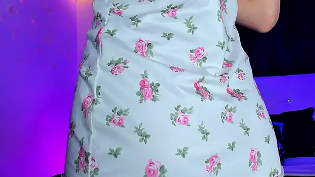 Arya Fioree online show from November 2025 04:16:01 AM