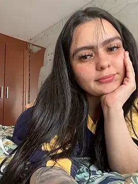 Snapshot of Selena_Roa chatting on April 2026 08:57:02 PM Selena Roa online show from April 2026 08:57:02 PM