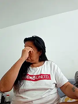 Snapshot of viviana-sexi chatting on February 2026 05:06:02 PM viviana-sexi online show from February 2026 05:06:02 PM