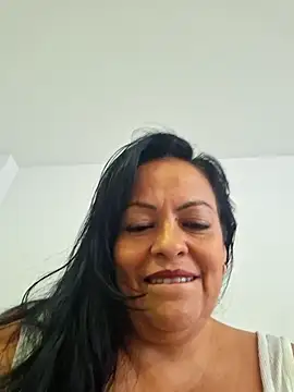 Snapshot of viviana-sexi chatting on February 2026 08:45:01 PM viviana-sexi online show from February 2026 08:45:01 PM