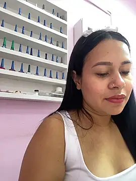 Snapshot of PaulaCruz01 chatting on November 2025 07:03:01 PM PaulaCruz01 online show from November 2025 07:03:01 PM