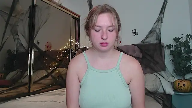 Ailissa  fox online show from October 2025 06:43:02 AM