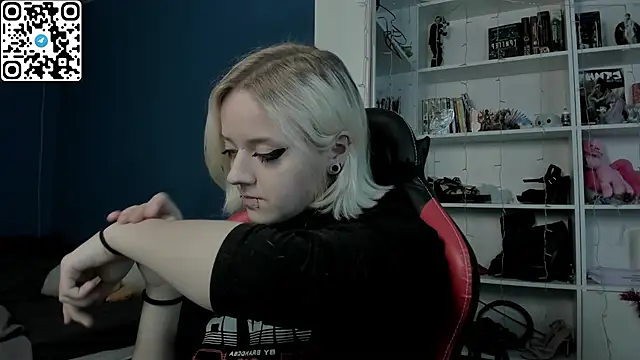 Holy Mistress S online show from December 2025 10:00:02 AM