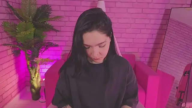 Linda Sweetiest online show from December 2025 12:49:02 AM