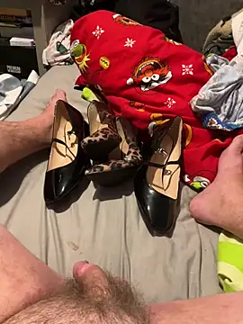 fortheloveofheels74 online show from January 2026 12:25:02 AM