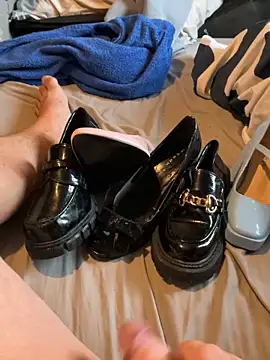 heelsman1974 online show from October 2025 12:06:02 PM