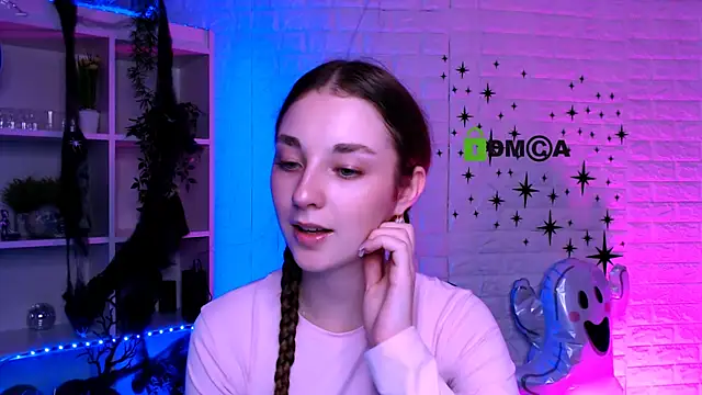 Snapshot of alisabliss chatting on October 2025 01:01:02 PM alisabliss online show from October 2025 01:01:02 PM