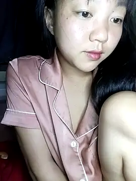 Quynhsumon online show from March 2026 03:52:01 PM