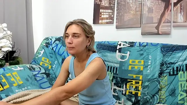 Tenderly Sophie online show from July 2026 01:10:02 AM