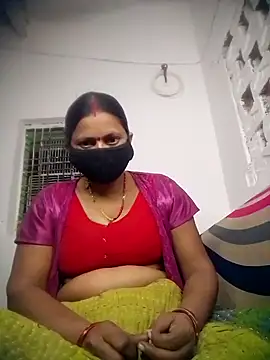 QRESABABY online show from October 2025 01:17:01 AM