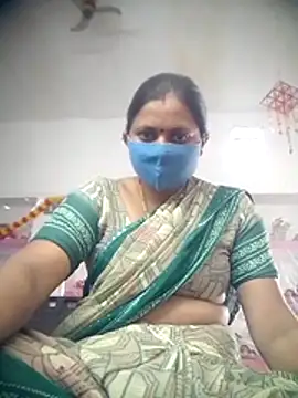 QRESABABY online show from November 2025 10:27:01 AM