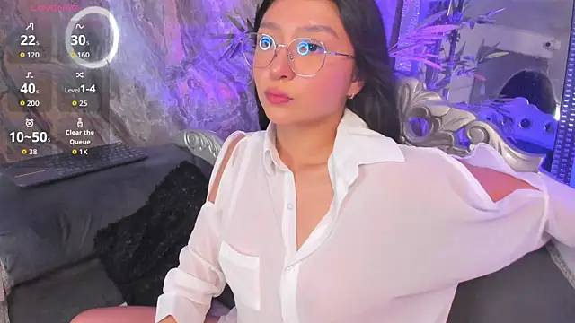 sydney miller  online show from April 2026 11:31:02 PM