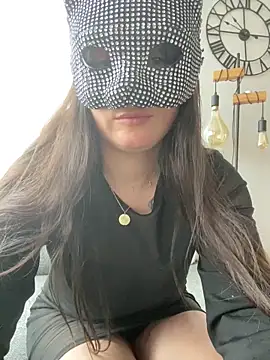 Snapshot of _isadora chatting on February 2026 09:49:01 AM isadora online show from February 2026 09:49:01 AM