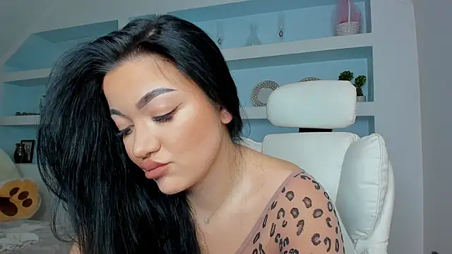 juliexxx online show from January 2026 05:39:01 PM