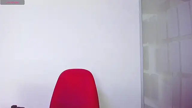 chloehanna online show from February 2026 01:53:02 PM