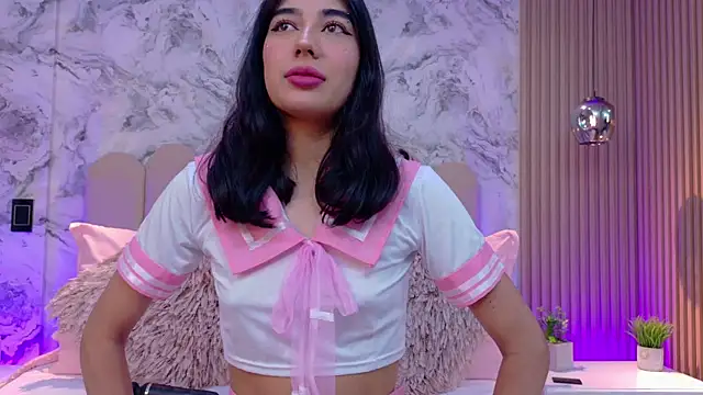 AdelineJhones online show from October 2025 01:40:02 PM