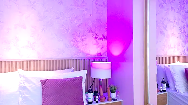 AdelineJhones online show from December 2025 02:47:01 PM