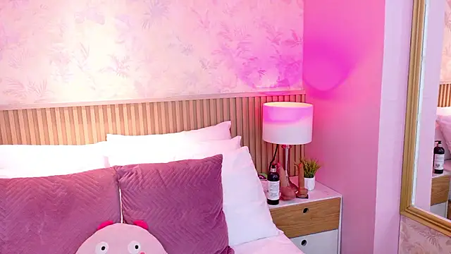 AdelineJhones online show from January 2026 02:33:02 PM