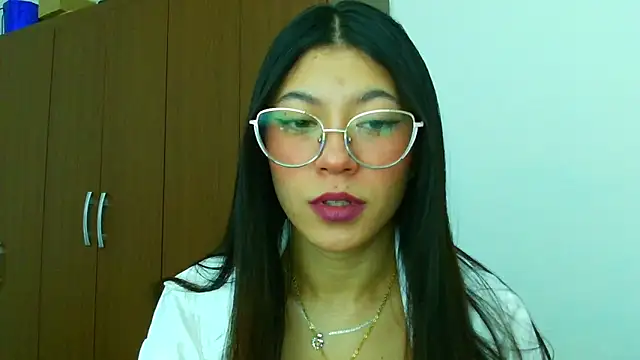 LissyM online show from November 2025 03:45:02 PM