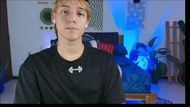 Snapshot of Habel__moretti chatting on February 2026 06:33:01 PM Habel moretti online show from February 2026 06:33:01 PM