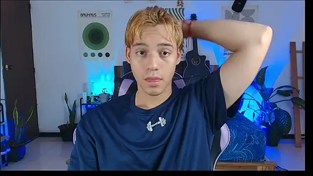 Snapshot of Habel__moretti chatting on February 2026 06:22:01 PM Habel moretti online show from February 2026 06:22:01 PM