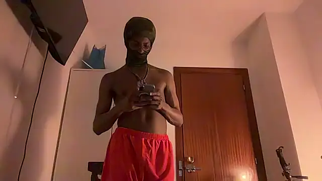 Snapshot of Albert_Madrid chatting on July 2026 07:42:02 PM Albert Madrid online show from July 2026 07:42:02 PM