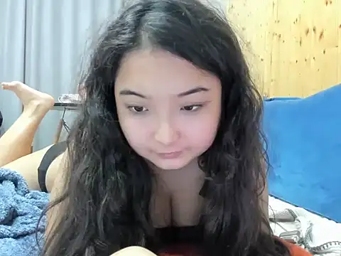 Snapshot of miomyao chatting on October 2025 02:35:01 PM miomyao online show from October 2025 02:35:01 PM