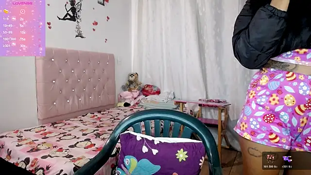 TaylorLight online show from December 2025 09:40:01 AM