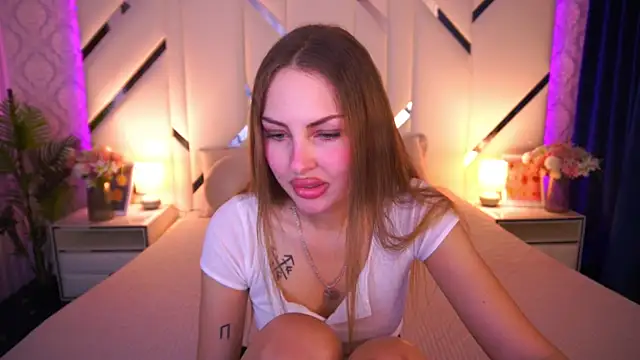 AleksaaJoy online show from June 2026 08:37:02 PM