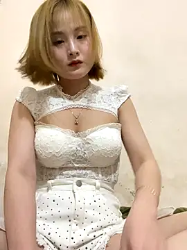 Snapshot of Emma_sexy98 chatting on October 2025 04:08:02 PM Emma sexy98 online show from October 2025 04:08:02 PM