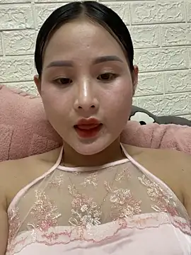 Snapshot of Emma_sexy98 chatting on December 2025 04:25:01 PM Emma sexy98 online show from December 2025 04:25:01 PM