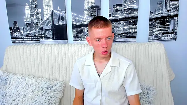 Cristian  Dior online show from August 2026 08:05:02 AM
