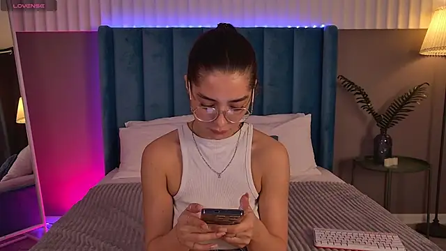 EricaKors online show from April 2026 07:31:01 AM