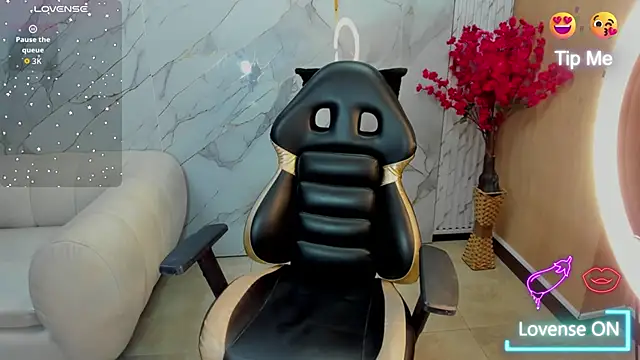 Snapshot of andrea_tasty_tf chatting on November 2025 12:51:01 PM andrea tasty tf online show from November 2025 12:51:01 PM