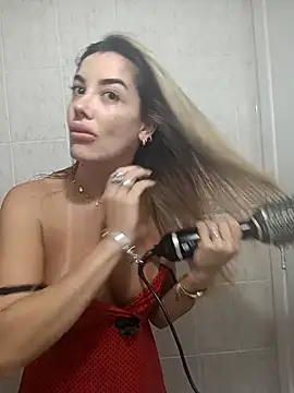 Snapshot of DESIRIE0609 chatting on November 2025 02:08:02 PM DESIRIE0609 online show from November 2025 02:08:02 PM