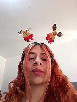 Snapshot of Lunatemptress4 chatting on December 2025 01:16:02 PM Lunatemptress4 online show from December 2025 01:16:02 PM