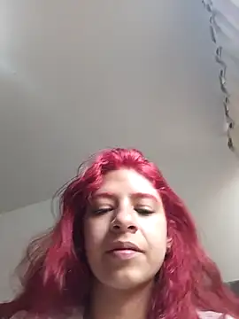 Snapshot of Lunatemptress4 chatting on December 2025 12:03:02 PM Lunatemptress4 online show from December 2025 12:03:02 PM