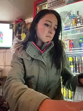 Lia  white online show from November 2025 01:38:02 AM